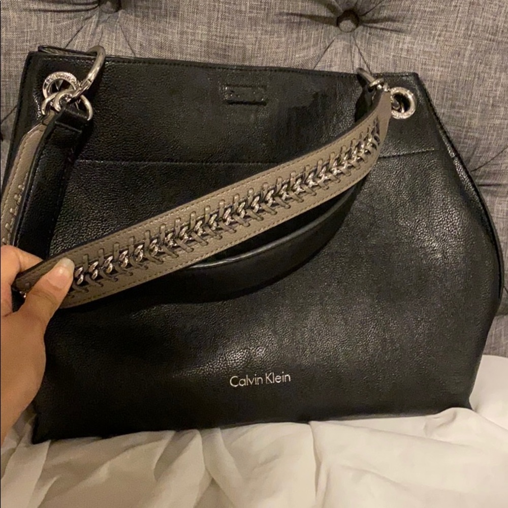 Calvin Klein shoulder bag!